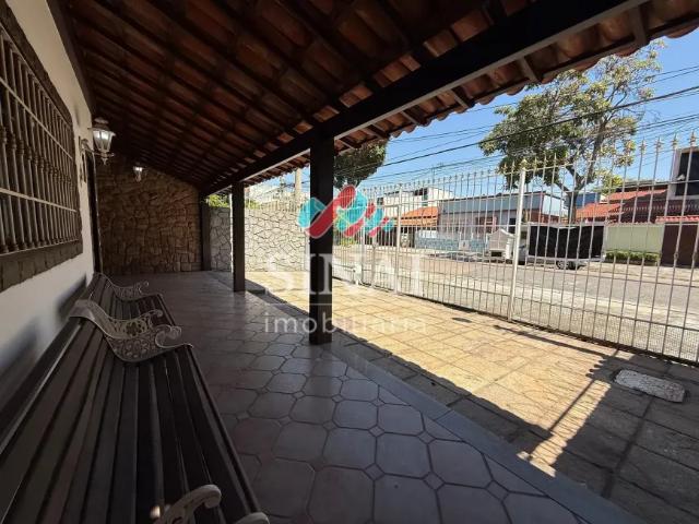 Casa c/ 3 quartos e piscina na vila da penha rio de janeiro