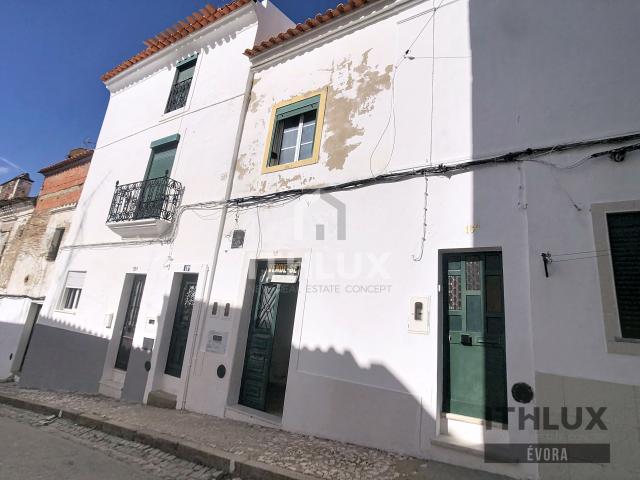 Casa c/ 3 quartos em São João Baptista, Campo Maior