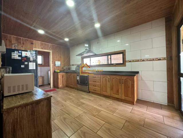 CASA Cacique Coliñanco con Urbano Tapia Licán Ray | 4 dormitorios por 5916.00 en Villarrica