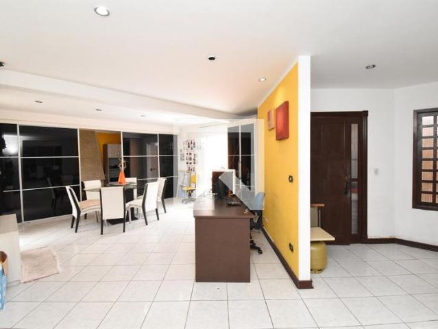 Casa, Cajuru, 5 Quartos, 700 m2 Curitiba