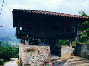 Casa Caleyos Pravia Asturias