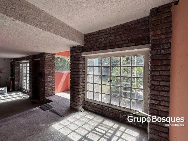 Casa calle cerrada en Venta en Lomas de Axomiatla