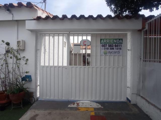 CASA Calle 0A N # 2E 74, Quinta Bosch, Cúcuta