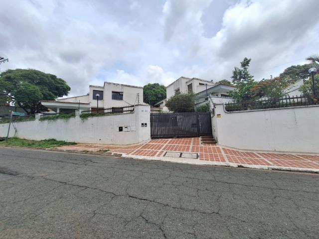 CASA Calle 15 #106 A 120, Ciudad Jardín, Cali