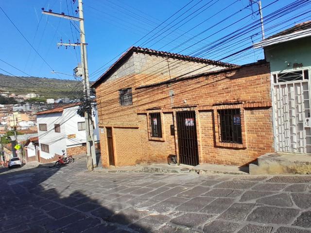 CASA CALLE 17#13 09, SAGRADA FAMILIA, San Gil
