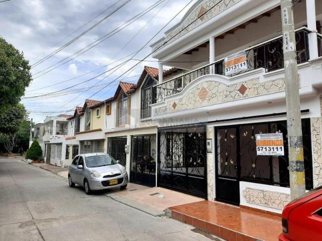 CASA CALLE 10 AN # 4A 51 EL BOSQUE, El Bosque, Cúcuta