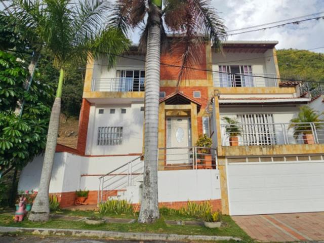 CASA CALLE 1 #10 24, BELLA ISLA, San Gil