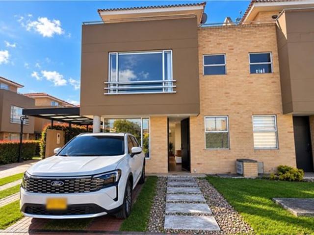 CASA Calle 1 Sur No. 5A 179, Guaymaral Reservado, Chía, Cundinamarca, Guaymaral Reservado, Chía