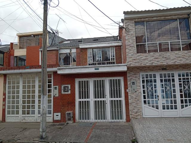 CASA CALLE 1 SUR NO. 72 B 79, Ciudad Kennedy, Bogotá