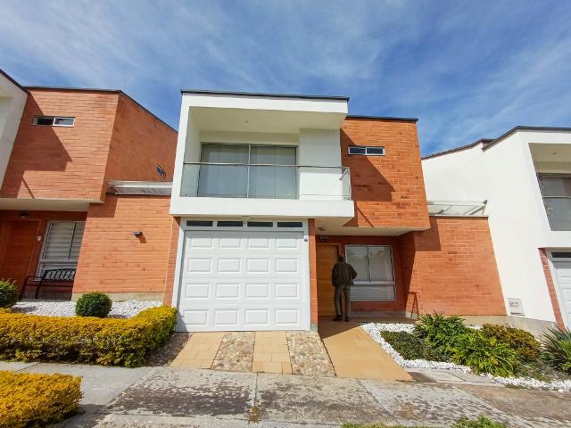 CASA CALLE 25B # 55 E, San Antonio, Rionegro
