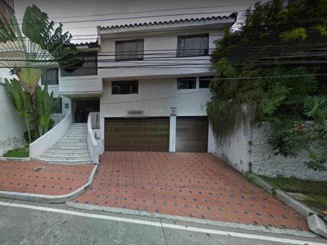 CASA Calle 8 OESTE/OCCIDENTE # 35 24, Cristales, Cali