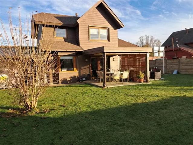 CASA Camino a Niebla, serctor Estancilla | 3 dormitorios por 12000.00 en Valdivia