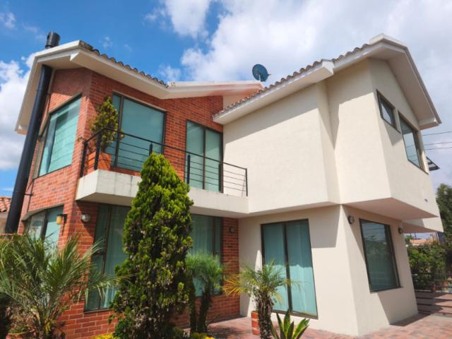 CASA Camino de las Vueltas No. 17 A 05, Chuntame, Cajicá