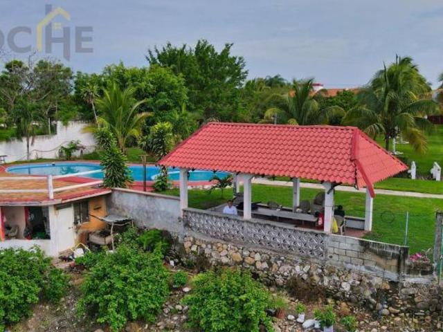 Casa campestre con alberca en Chichicaxtle, Puente Nacional | Fracc. privado | $3,890,355