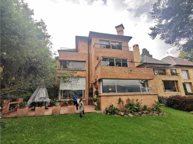 CASA CAMPESTRE CONJUNTO LA LOMITA DE 400M ARRAYANES Y SAN JOSE BAVARIA