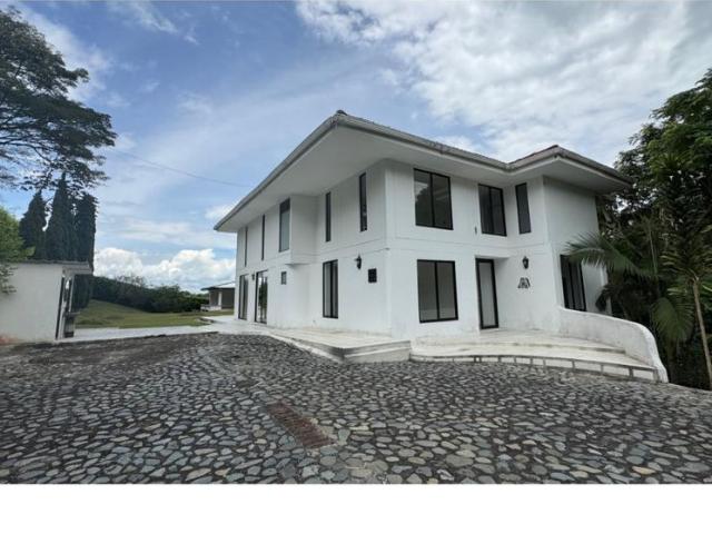 CASA CAMPESTRE EN VENTA Y ALQUILER SECTOR EL TIGRE