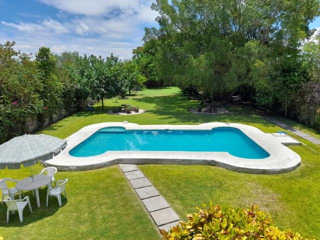 CASA CAMPESTRE EN VENTA EN TEQUESQUITENGO