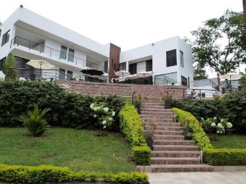 Casa Campestre En Venta En Apulo En Vereda Salcedo, Apulo V378941
