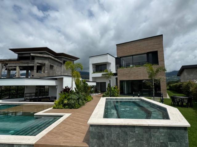 Casa Campestre En Venta En Calarca En Calarca V355929