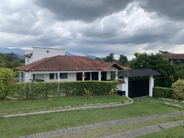 Casa Campestre En Venta En Calarca En Condominio Agua Bonita V197168