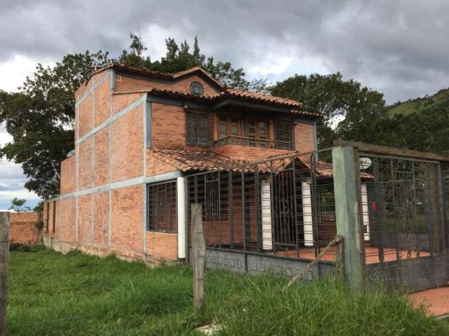 Casa Campestre En Venta En Chinacota En Chinacota V220115