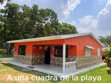 Casa Campestre En Venta En Covenas En La Caimanera V326191