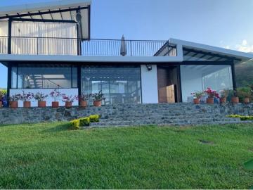 Casa Campestre En Venta En Ginebra En Costa Rica V241690