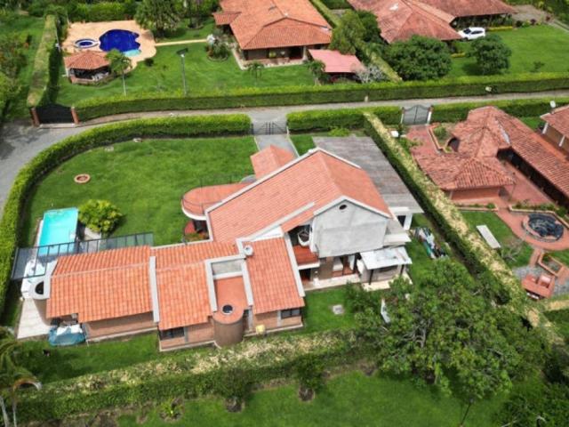 Casa Campestre En Venta En Viterbo En Sector De Samaria V302455