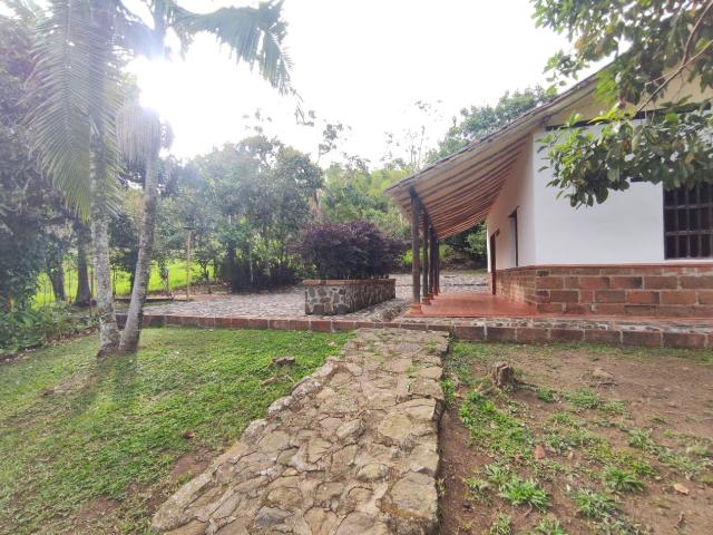 Casa campestre en arriendo, Ub. reserva de san juan et. ii