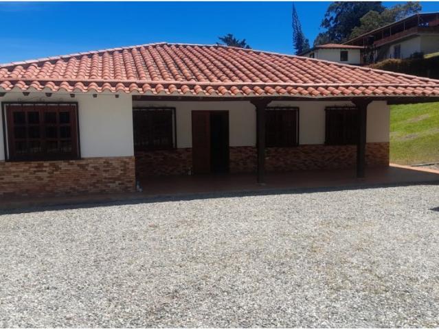 Casa campestre en arriendo, Vereda el canada