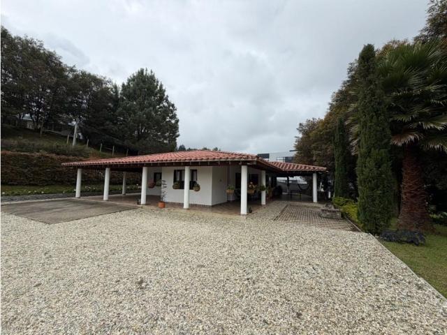 Casa campestre en arriendo, Via las palmas