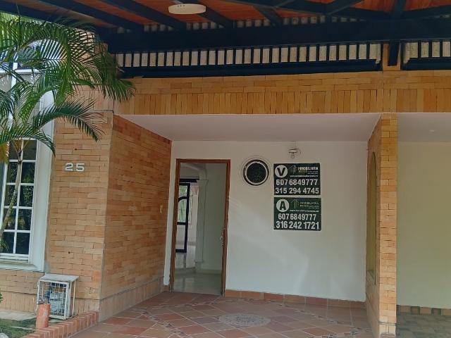 Casa campestre en arriendo, Cr quintas del campestre