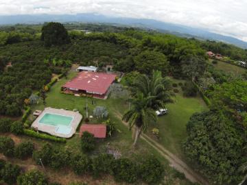 Casa Campestre En Arriendo En La Tebaida En Tebaida A139016