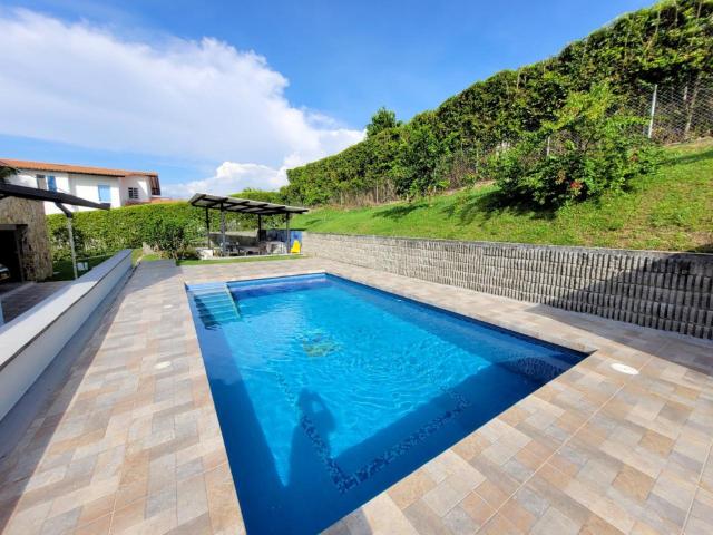 Casa Campestre En Arriendo En Pereira En. A183058