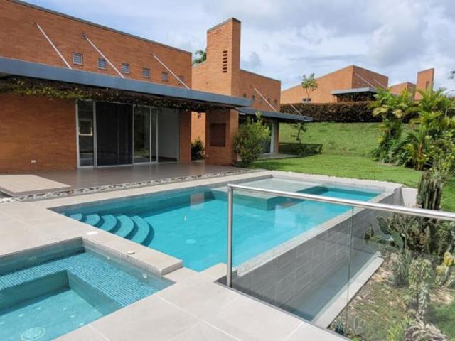 Casa Campestre En Arriendo En Pereira En. A186913