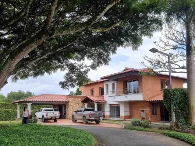 Casa Campestre En Arriendo En Pereira En Cerritos A326665
