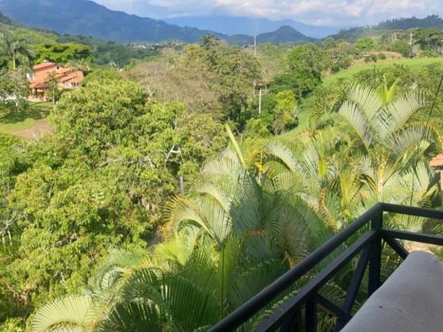 Casa Campestre En Arriendo En Pereira En Combia A301597