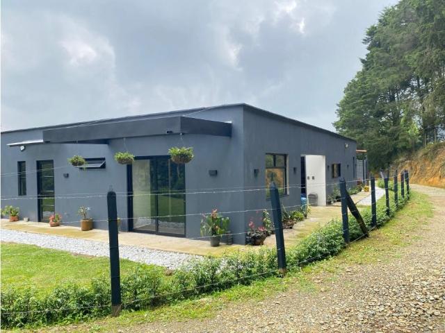 Casa campestre en arriendo, Guarne
