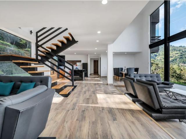 Casa campestre en arriendo o venta, Norte america