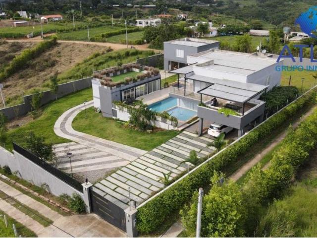 Casa campestre en arriendo o venta, Lebrija