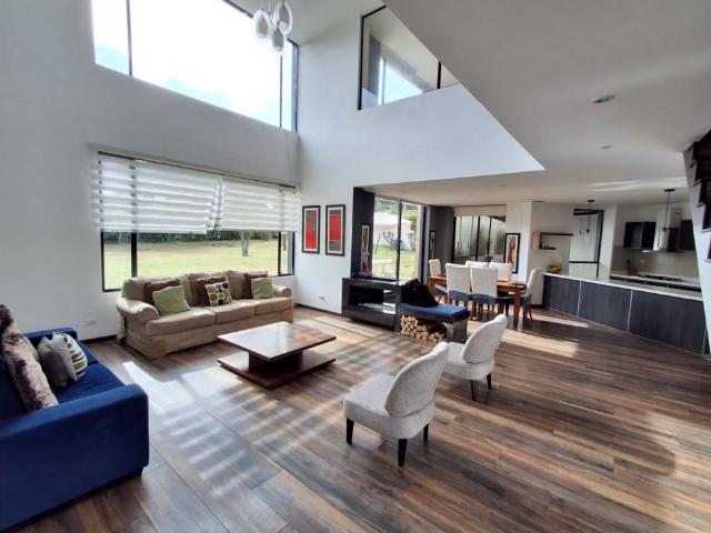 Casa campestre en arriendo o venta, Vereda san isidrio