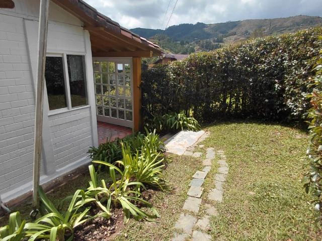 Casa campestre en arriendo, Parcelacion las camelias