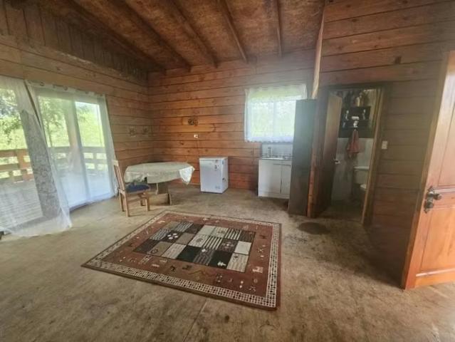 Casa campestre en cayumapu a 20 km de valdivia | 3 dormitorios por 155000. 00 en Valdivia