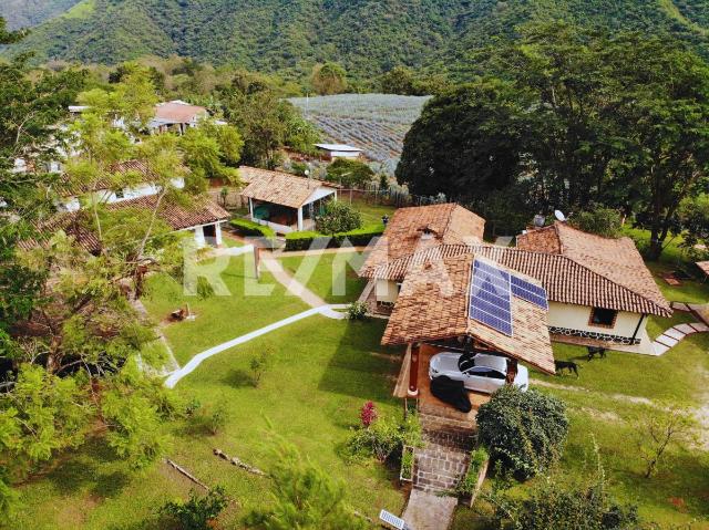 VENTA CASA CAMPESTRE CON AMPLIO TERENO SAN SEBASTIAN DEL OESTE