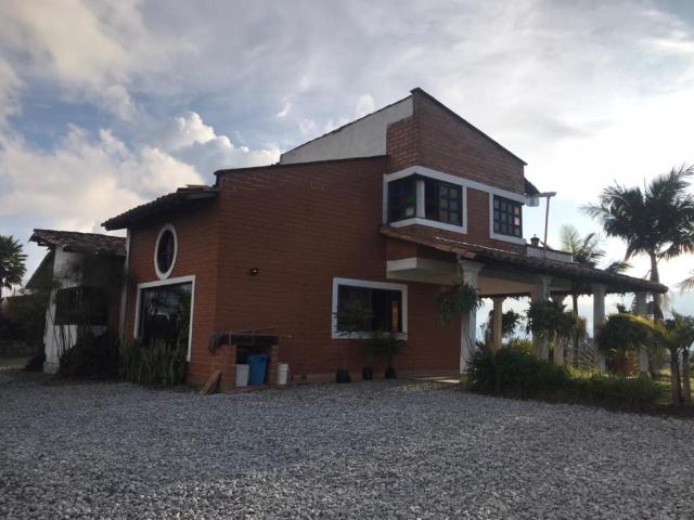 Casa campestre en Sector Campo Alegre