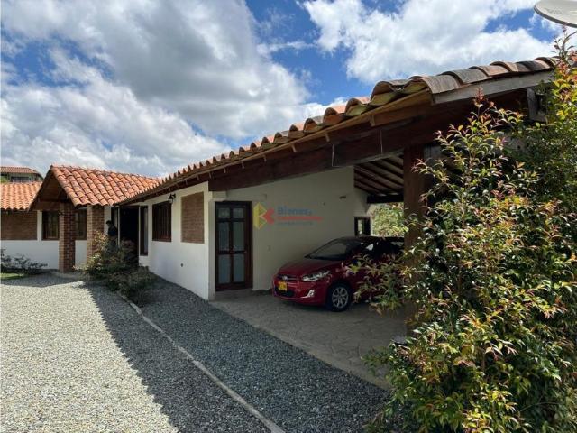 CASA CAMPESTRE PARA LA RENTA EN CIRCASIA