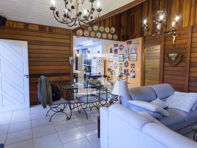 Casa, Canto das Águas, 4 Quartos, 175 m2 Rio Acima