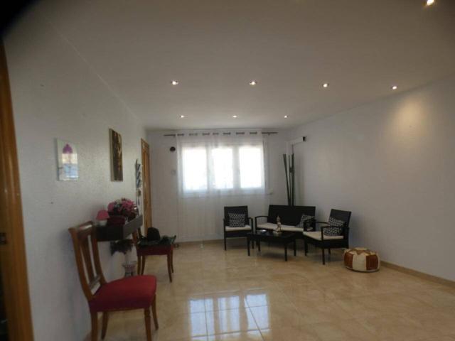 CASA CANTONERA EN EL CENTRO DE SANT QUIRZE DEL VALLÉS!