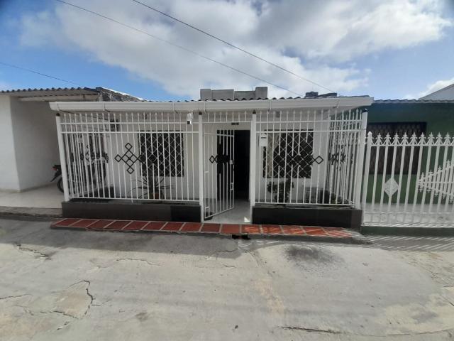 CASA CARRERA 24 B No. 59 A 58, Las Trinitarias, Soledad