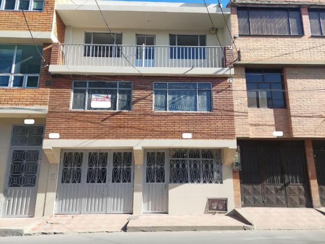 CASA Carrera 9 # 19 18 Piso 2 y 3, Sin Barrio, Soacha